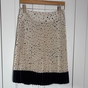 Ann Taylor Elegant Polka Dot Pleated Skirt Size 4